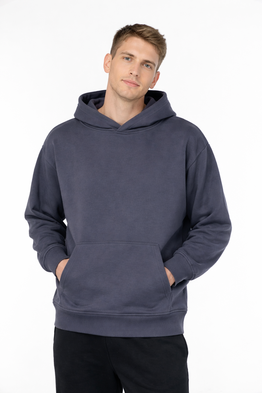 Diseño gratis para grupos: ¿No tenéis logo? Nuestro equipo os ayuda a crear el diseño perfecto para vuestras sudaderas colectivas.